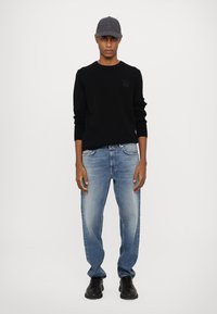 DOUBLE A BY W.W. TAY UNISEX - Vesta - black
