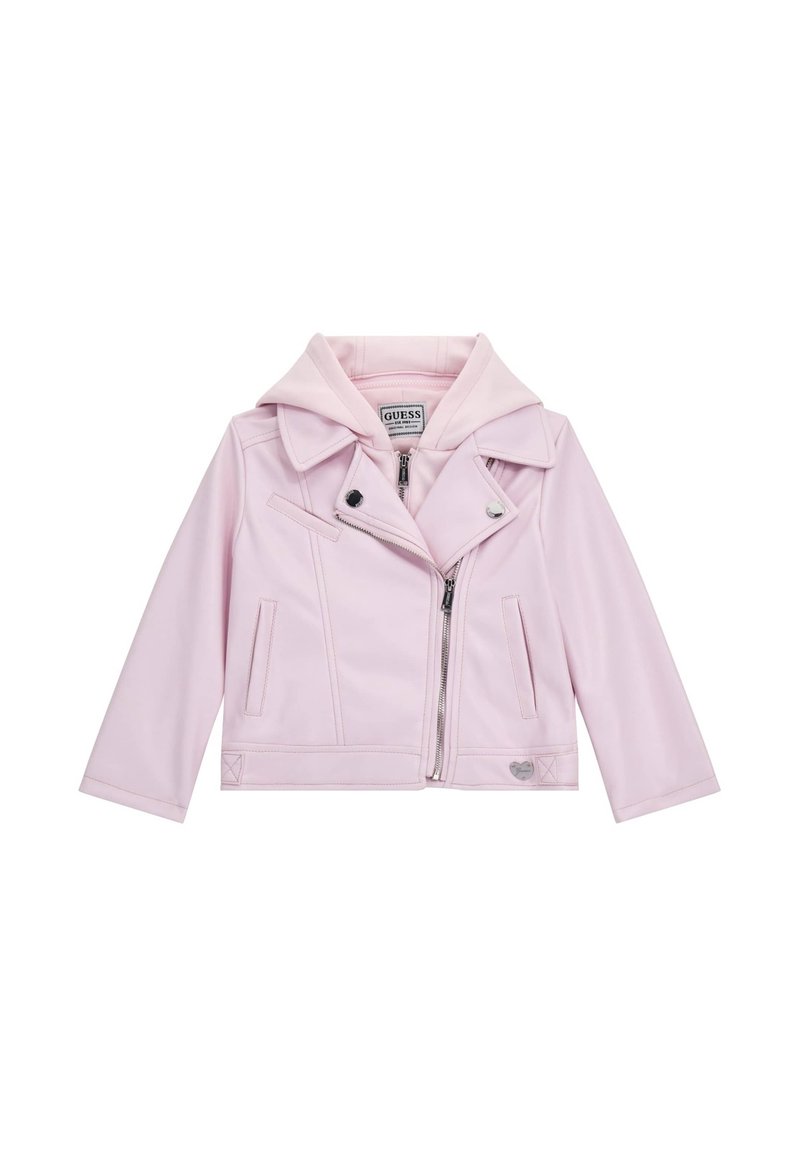 Jasnoróżowa kurtka dziecięca z przymocowanym kapturem, asymetrycznym zamkiem z przodu, kołnierzem z klapami oraz dwoma przednimi kieszeniami.
