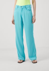 7 for all mankind - TESS TROUSER COLORED  - Laza szabású farmerek - light blue Miniatűr kép 1