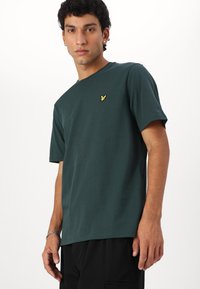 Lyle & Scott Basic póló - argyle teal