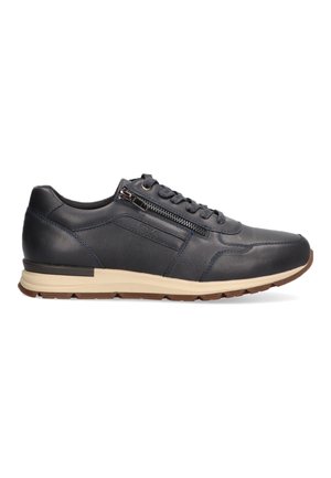 Zapatillas de cuero marino con acabado texturizado, que presentan un zipper lateral, parte frontal con cordones y una media suela beige; suela de goma suave.