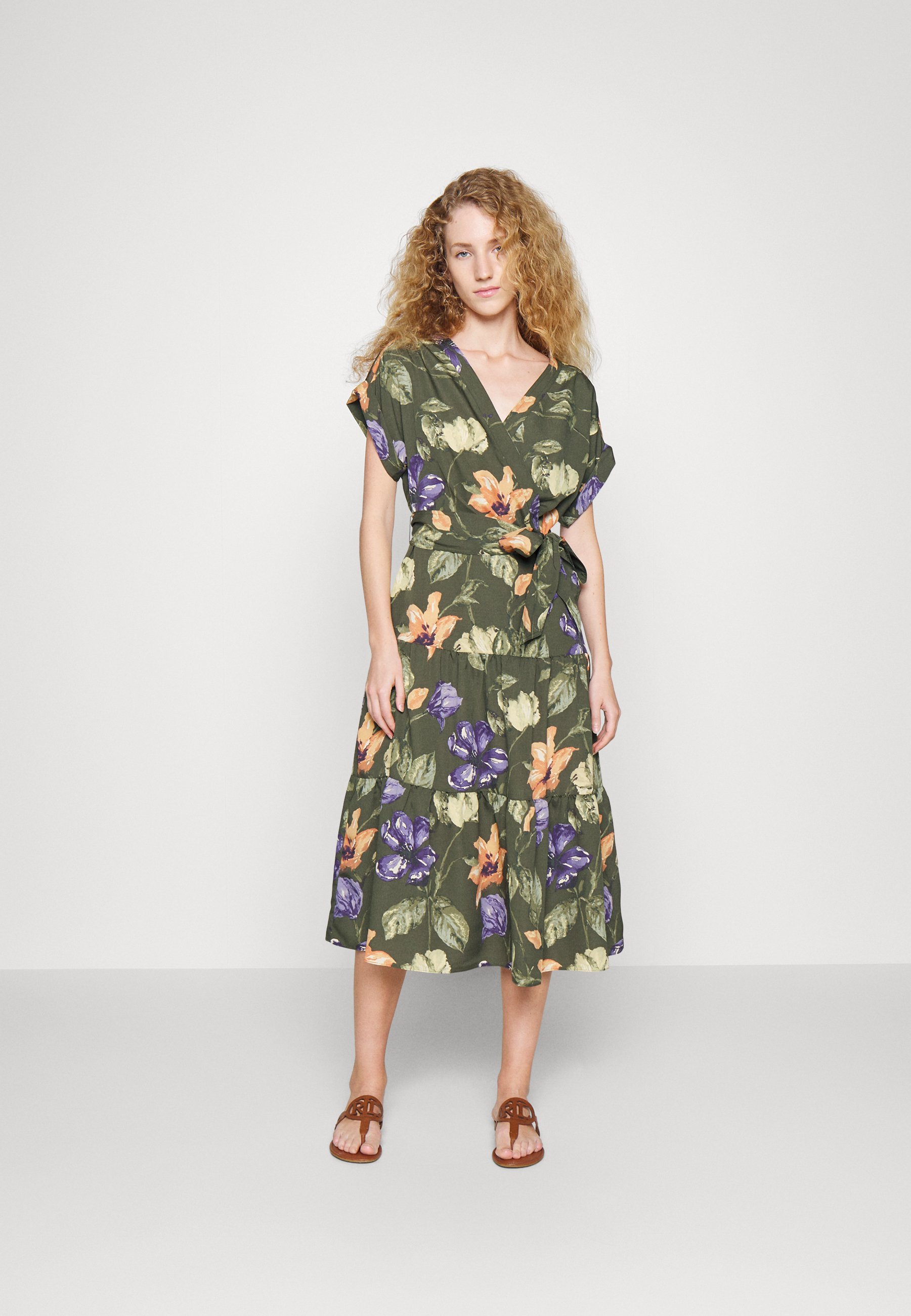 Lauren Ralph Lauren DRUNIPER SHORT SLEEVE DAY DRESS - Vestido informal -  olive multi/verde oscuro - Zalando.es