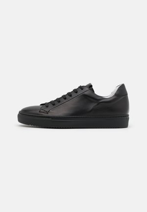 Sneakersy niskie - nero