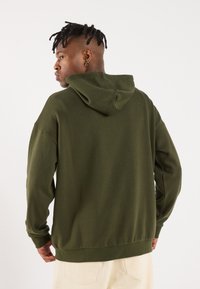 Thumbnail Image 5