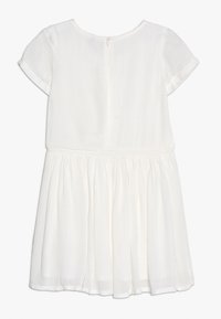 3 Pommes Vapaa-ajan mekko - off-white