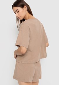 LASCANA SHORTY - Conjunto de pijama - sand