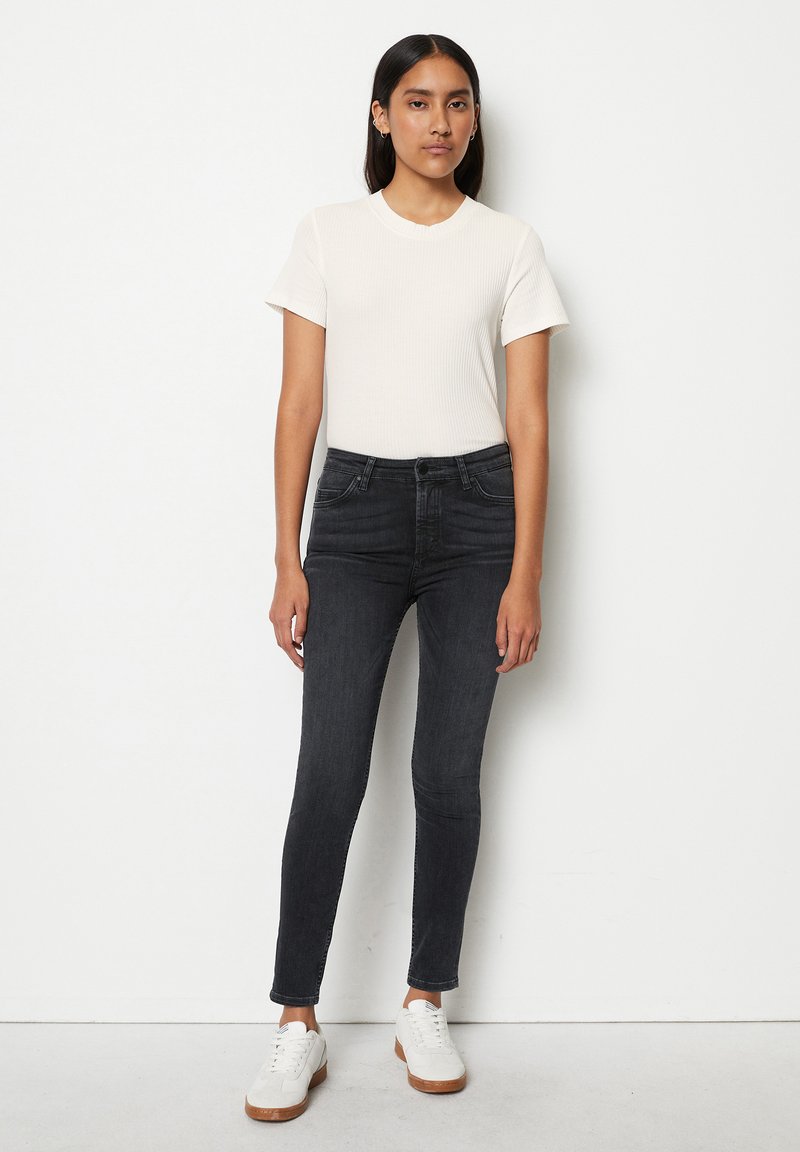 Blugi slim fit