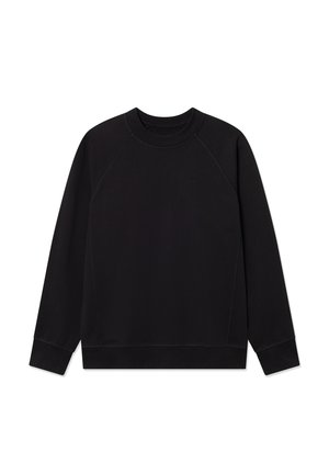 Le sweatshirt noir à col rond présente des manches raglan, des poignets et un ourlet côtelés, ainsi qu'une texture lisse. Détail de logo discret à l'avant.