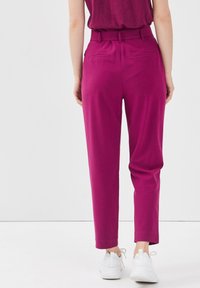 Cache Cache Pantalon classique - violet foncé