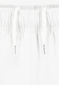 Lacoste CLASSIC - Shorts - blanc