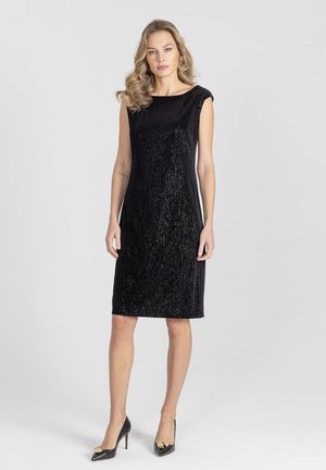 - Sukienka koktajlowa