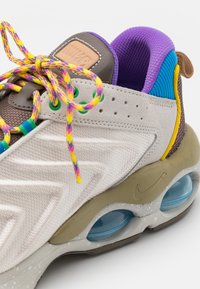 Nike Sportswear AIR MAX TW SE - Sneakers - phantom/yellow/light bone/light photo blue/pinksicle/ironstone