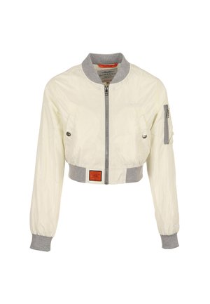 Witte cropped bomberjack met grijze geribbelde kraag, manchetten, zoom, ritssluiting aan de voorkant, zijzakken en een ritszak op de linker mouw.