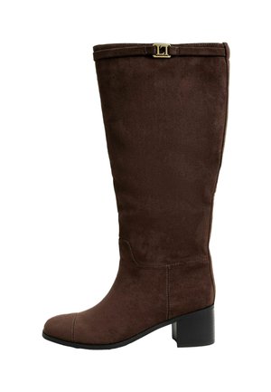 Boots - chocolate brown