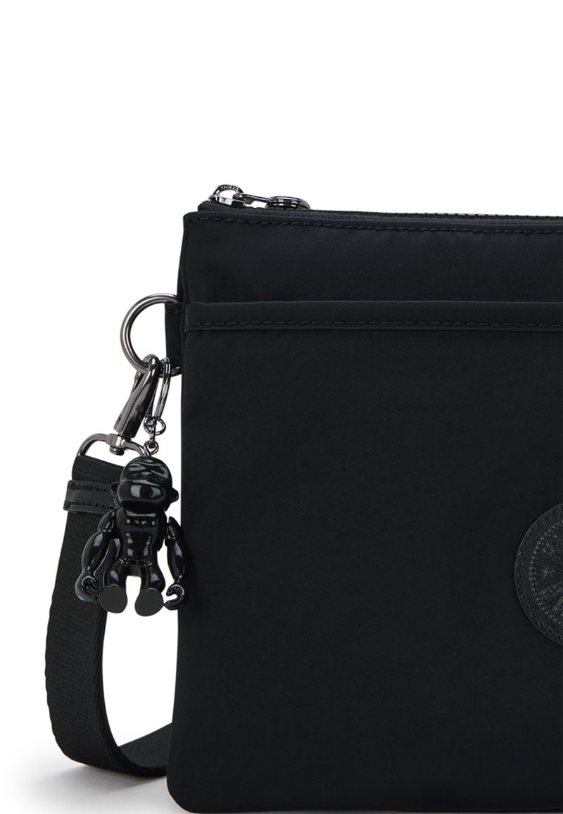 Kipling Riñonera Merryl Talla única Para Mujer, Negro Tonal, Merryl - Cintura Convertible 2 En 1