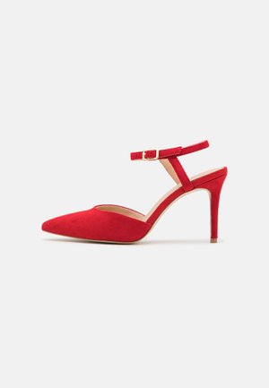 Hoge hakken - red