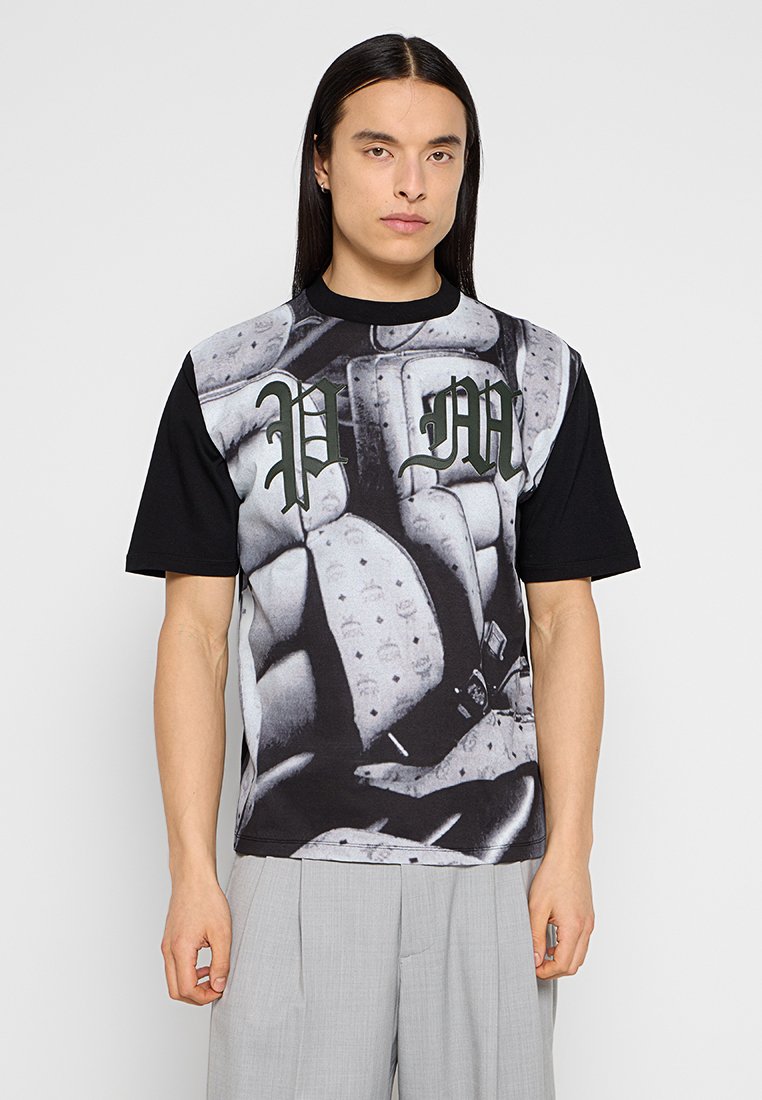 MCM T-shirt print zwart