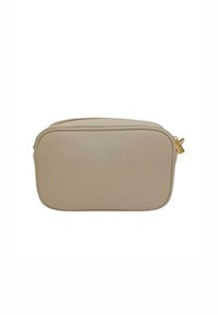 Pochette in pelle beige con texture liscia, forma rettangolare e zip in tonificazione oro. Design semplice e minimalista.