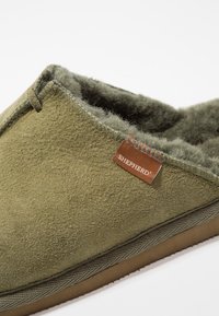 Shepherd HUGO  - Tøfler - olive