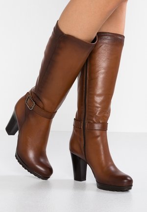 Kozaki na platformie