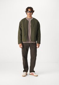 Stan Ray QUILTED LINER JACKET UNISEX - Ľahká bunda - olive