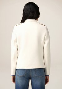 Oltre CORTO MILITARY - Übergangsjacke - bianco