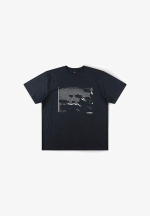 Former, FORMER IMPRINT TEE SHIRT FORMER MERCHANDISE IMPRINT TEE SHIRT - T-shirt con stampa - black