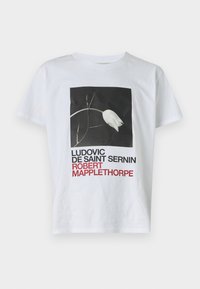 MAPPLETHORPE UNISEX - T-shirts med print - white/tulip print