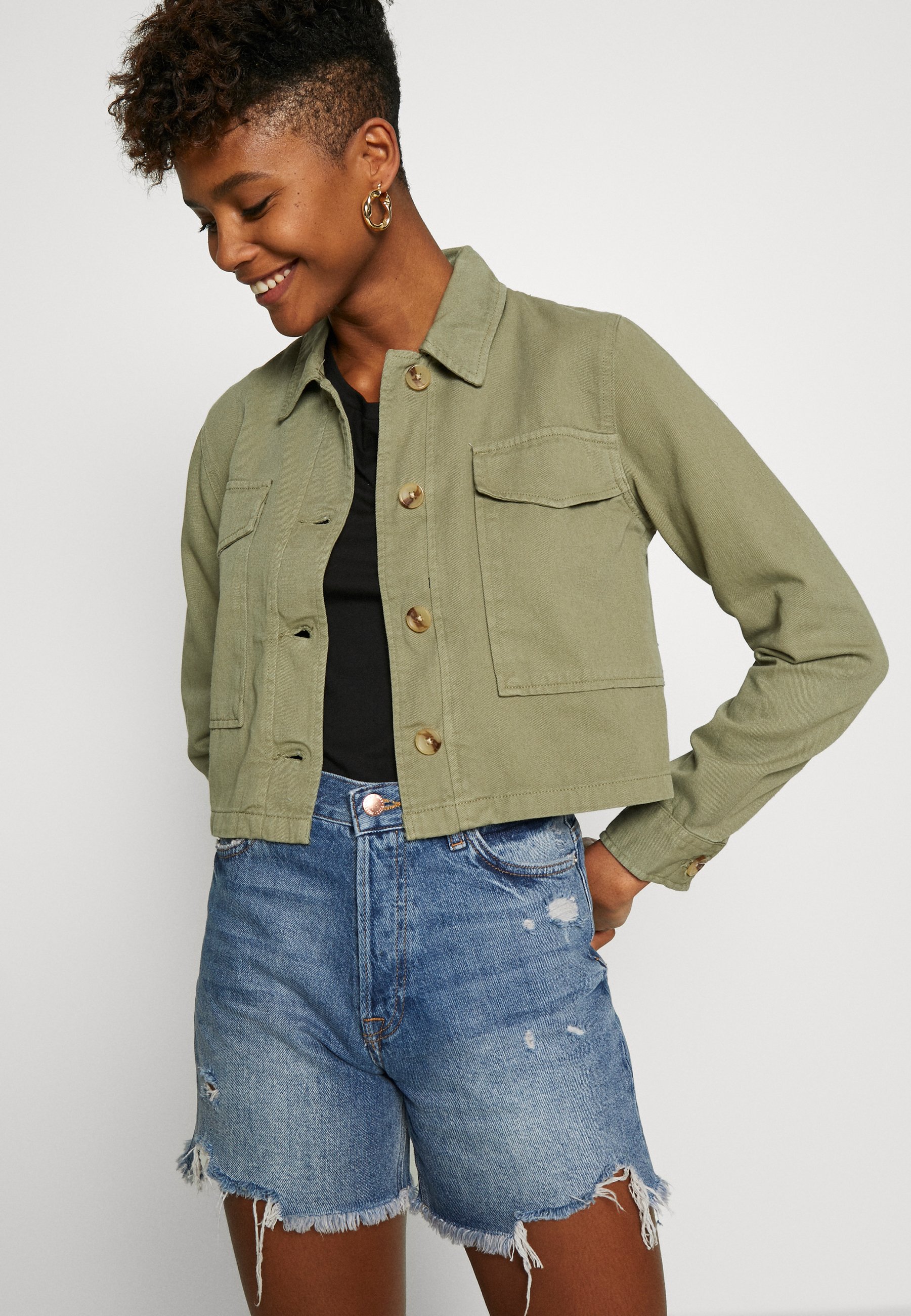 Miss Selfridge OVERSIZE POCKET SHACKET TRIAL Jeansjacka Miss Selfridge OVERSIZE POCKET SHACKET TRIAL Jeansjacka