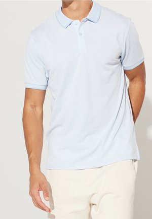 Polo - white