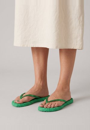 Ilse Jacobsen, Klipklapper - fern green