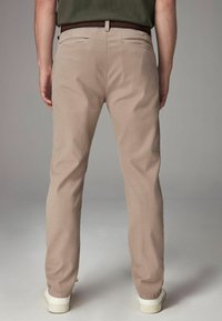 Next Chino - stone