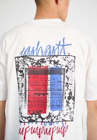 Thumbnail Image 7