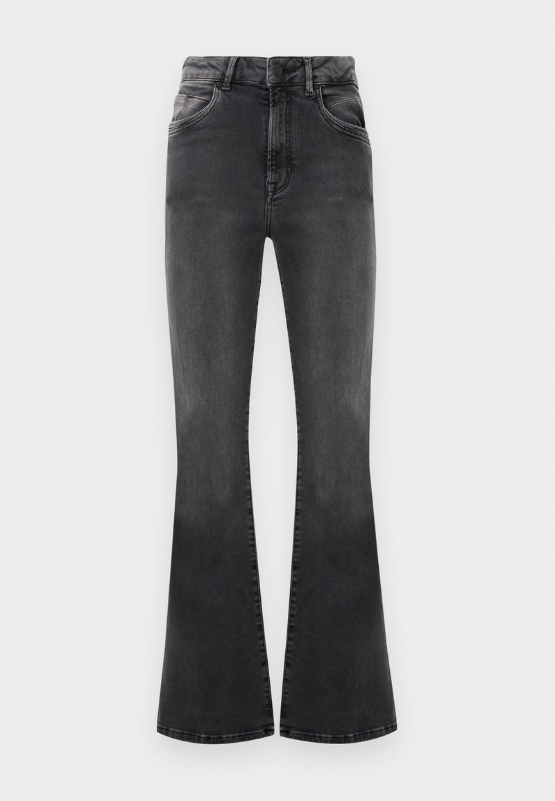 Schwarze ausgestellte Jeans mit hoher Taille, Nähdetails und fünf Taschen. Der Stoff hat eine glatte Textur mit einem verwitterten Finish.