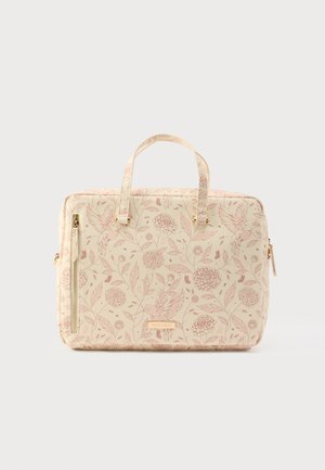Beige laptophoes met bloemenprint en roze accenten, voorzien van twee handvatten, een ritssluiting en een gedetailleerd botanisch patroon op een glad oppervlak.