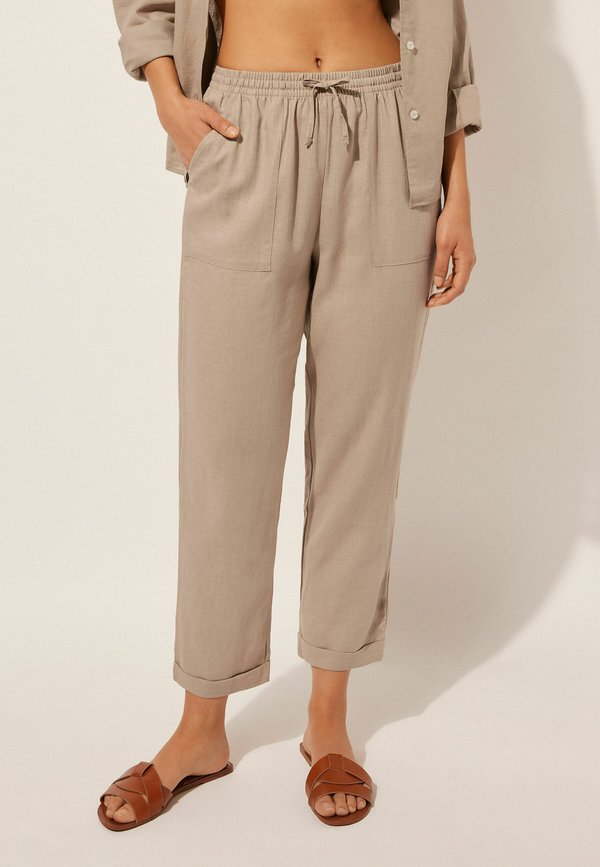 Stoffhose - hautfarben e desert beige