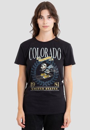 Schwarzes Baumwoll-T-Shirt mit einem grafischen Druck von Mickey Mouse, dem Text „COLORADO“ und dekorativen Blättern in Blau und Gold, mit der Jahreszahl 1981.