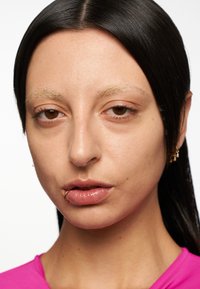 b.fresh - NEVER BEEN KISSED - LIP SERUM - Leppebalsam Miniatyrbilde 1