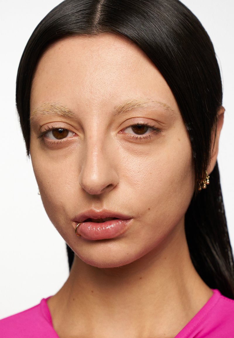 b.fresh - NEVER BEEN KISSED - LIP SERUM - Leppebalsam, Forstørre