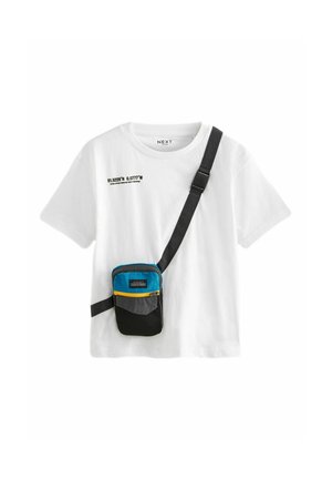POCKET BAG SHORT SLEEVE - Tričko s potlačou - white