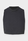 Top - black
