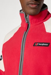 Berghaus CONCERT COLLECTION 1997 UNISEX - Flīsa jaka - definitely red/stone