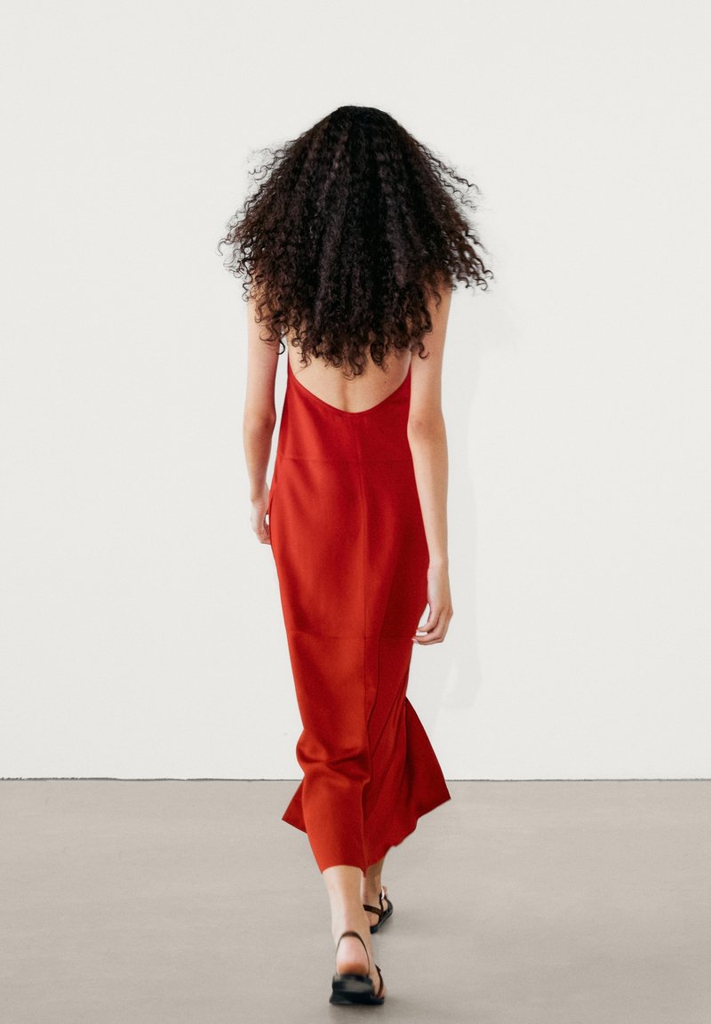 Massimo Dutti Day dress - red - (Pre-owned) - Zalando.ie