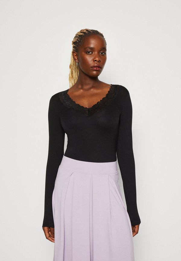 VM V-NECK NOOS - Long sleeved top