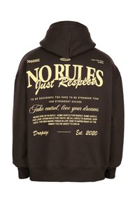Hoodie marron avec texte jaune, affichant "AUCUNE RÈGLE Juste du Respect" et des phrases motivantes. Comprend une capuche à cordon et des poignets nervurés.