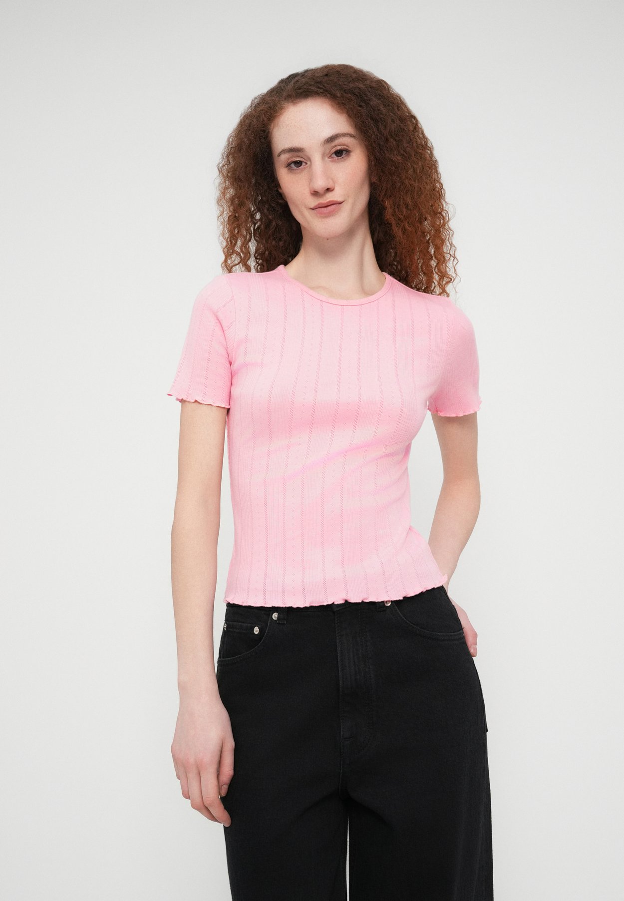 ONLTENNA O NECK