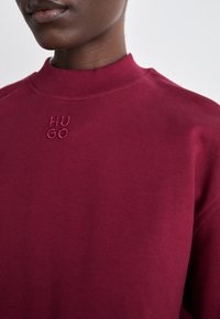 HUGO DAXANDRIA - Sportska majica - medium red