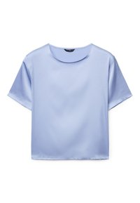 Top in raso azzurro chiaro con maniche corte, scollo rotondo e vestibilità comoda. Tessuto liscio con una leggera lucentezza, design semplice senza decorazioni.