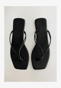 Selectat, black