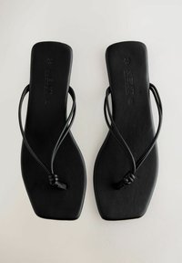 STANDARD WIDE FIT-FOREVER COMFORT KNOTTED TOE  - T-bar sandals - black
